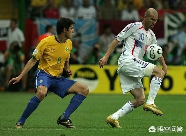 请问卡卡算巨星吗？