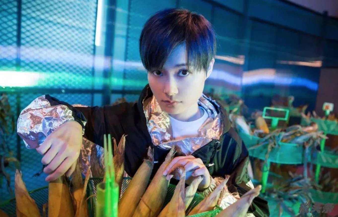 网传李宇春绯闻男友曝光，她会喜欢什么样的男生呢？