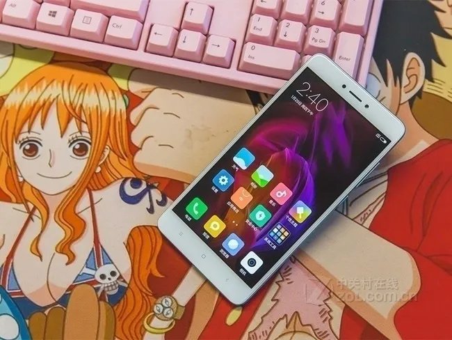 小米红米Note 4X智能机（3GB+32GB 香槟金） 京东895元（赠品）