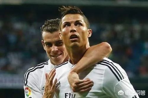 贝尔推开上来庆祝的巴斯克斯，西媒曝料：因队友干涉其私生活让贝尔感到愤怒，你怎么看？