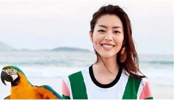 刘雯解约或面临1.6亿赔偿，明星代言合同条款是否存在不公平的地方？