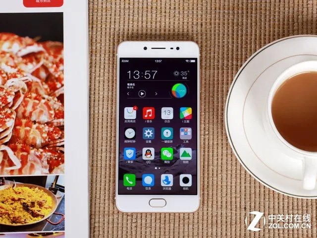 自拍轻旗舰 vivo X7官网报价2498元