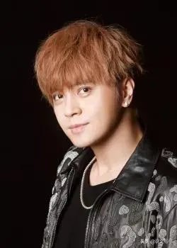 罗志祥妈妈发声怒斥周杨青,称其“毁了罗志祥,毁了他一年两三亿的钱途”是否太毁三观?