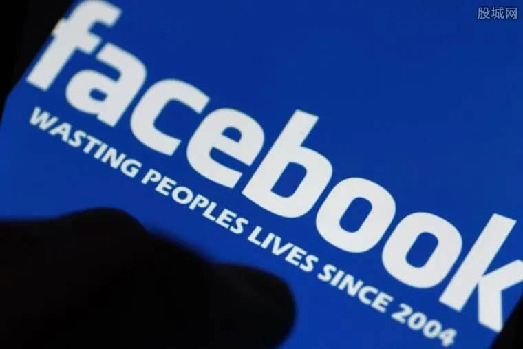 Facebook最新转变 仿照微信功能有什么意图