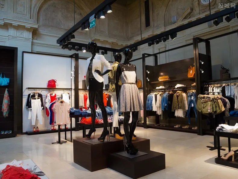 南非多店铺遭打砸 去南非旅游买东西安全吗