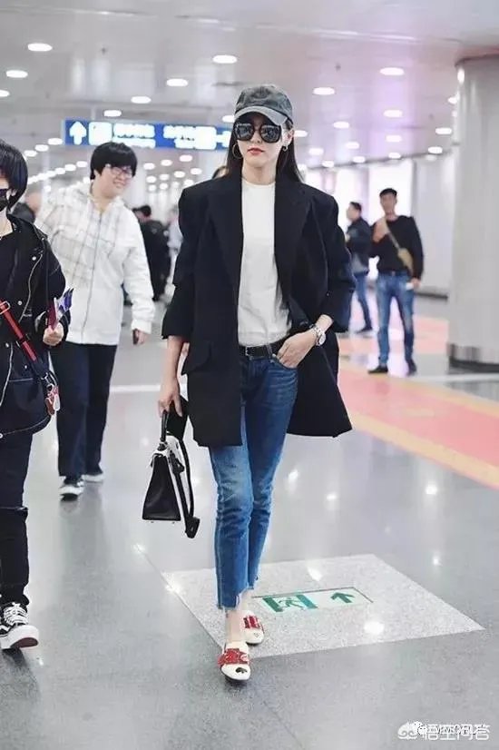 能推荐一些淘宝上有风格的女鞋吗？