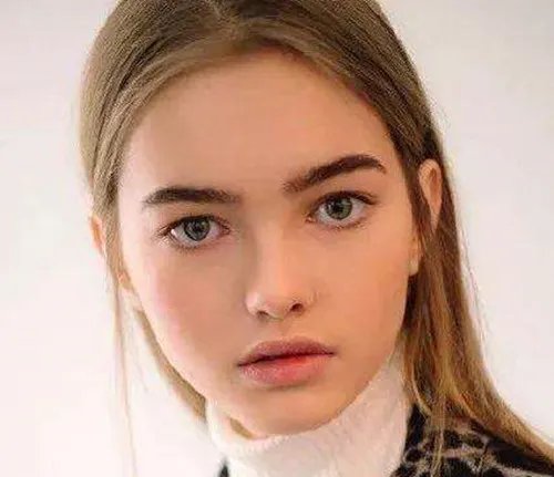 女模特走秀时死亡经历了什么   模特璀璨人生竟然穷困潦倒