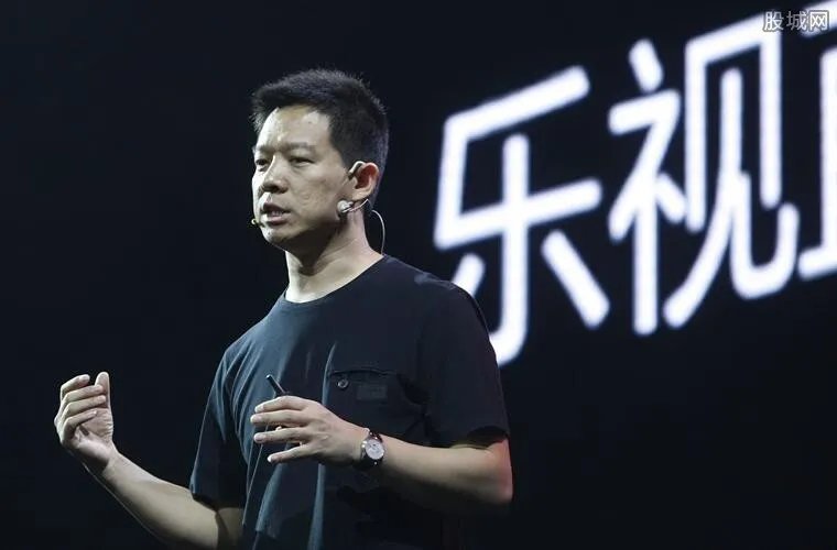 贾跃亭卸任董事长 贾跃亭卸任董事长的原因是什么？