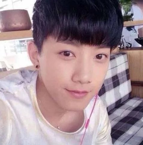 范世琦女友是张檬 范世琦滚出快男是怎么回事