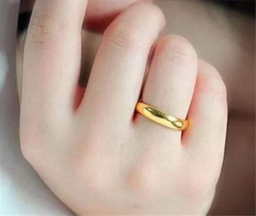 黄金戒指一般多少钱 黄金戒指如何清洗保养