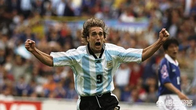 最好看的足球队服十大