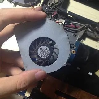 lenovo 联想 U450笔记本维护：拆机清灰、换风扇、换硅脂、换固态硬盘、换内存