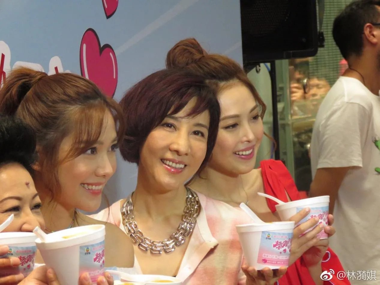 林漪娸出身哪个豪门 据传林漪琪家里非常有钱