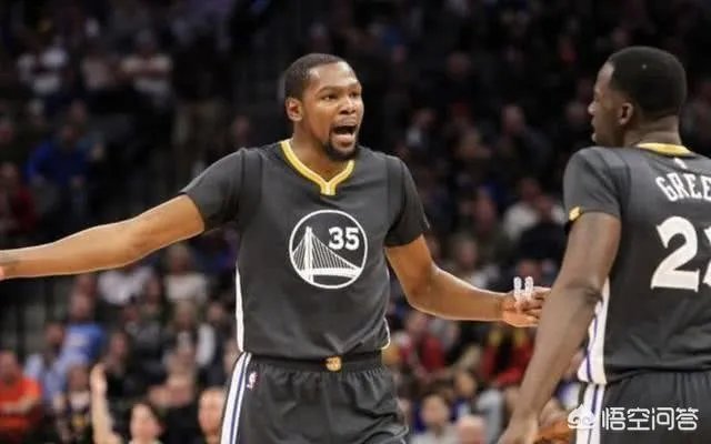 格林遭禁赛+罚款还没完,杜兰特和格林争吵后自言自语遭曝光令勇密心慌,你怎么看?