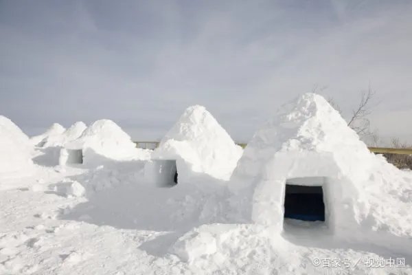 在南北极使用冰屋取暖，真的有保暖效果吗？住在冰屋里真的不冷吗？