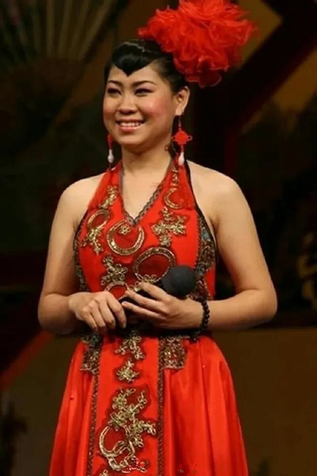 电视剧《男人四十要出嫁》中女一号是谁？