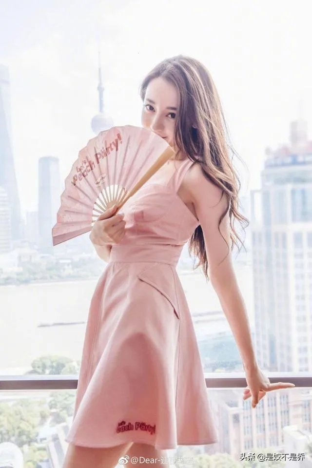 你觉得迪丽热巴的男友会是什么样子的呢？理由是什么？