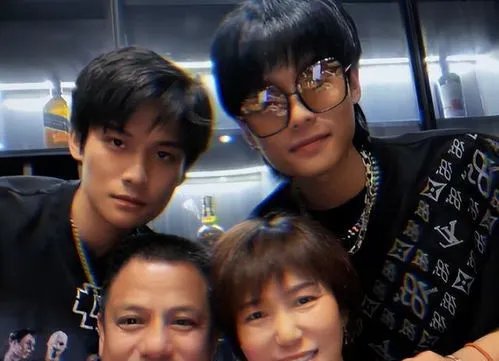 疯狂小杨哥被王海打假，若按照退一赔三或赔一个亿，如何看待此事？