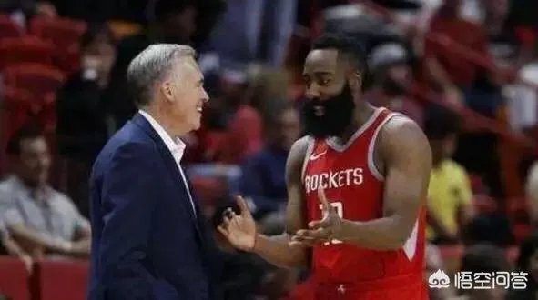 保罗即将复出，德安东尼表示哈登可以作为组织型大前锋。你怎么看？