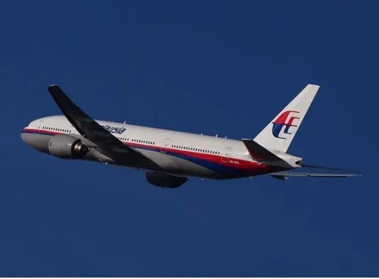 疑似MH370残骸被冲上海滩,带来新希望,失踪飞机谜团可以解开吗?