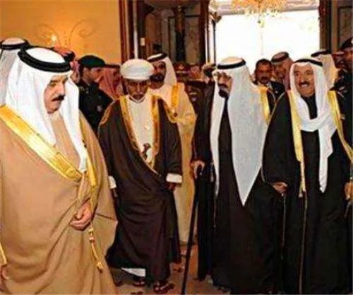 全球最显赫的四大家族，排第一的是中国，你知道是哪一个家族吗？