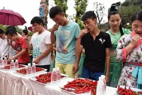 湖南人年均消费辣椒100斤，他们用辣椒制作了什么特色菜？