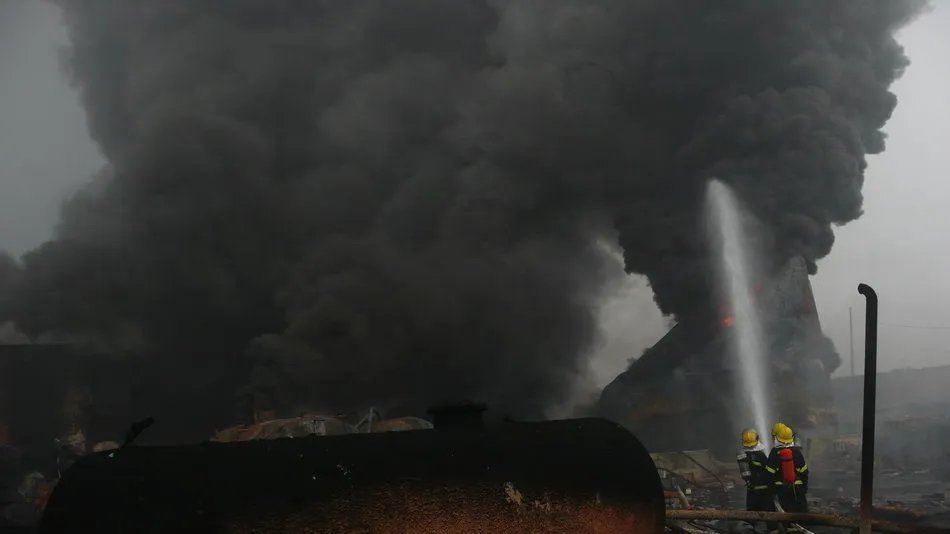 河南洛阳一化工企业发生爆炸，是否有造成人员伤亡？