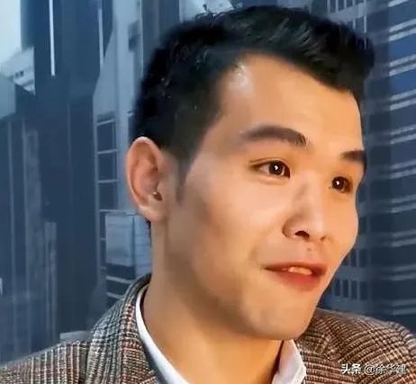 李小璐淘宝店日销10万，为何明星从“带货”转“卖货”？