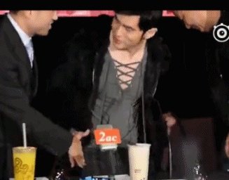 周杰伦胖出新高度，北京演唱会上粉丝让其减肥，你怎么看？