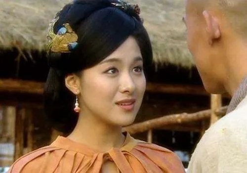 沈傲君讲述情感经历,自曝10年恋情分手的原因,现实太残酷了吗?