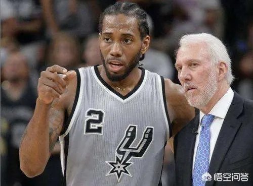 科比发推特慰问波波维奇，小卡为何无任何表示？