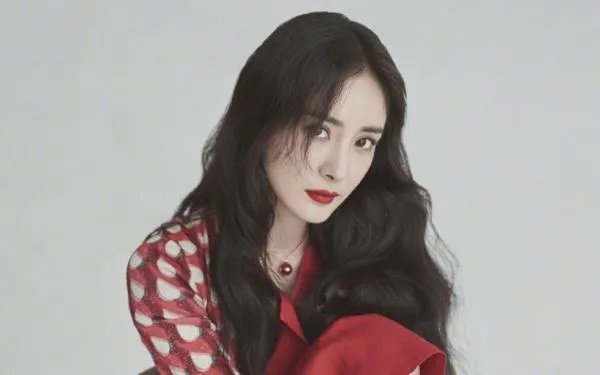 杨幂和唐嫣谁的名气大