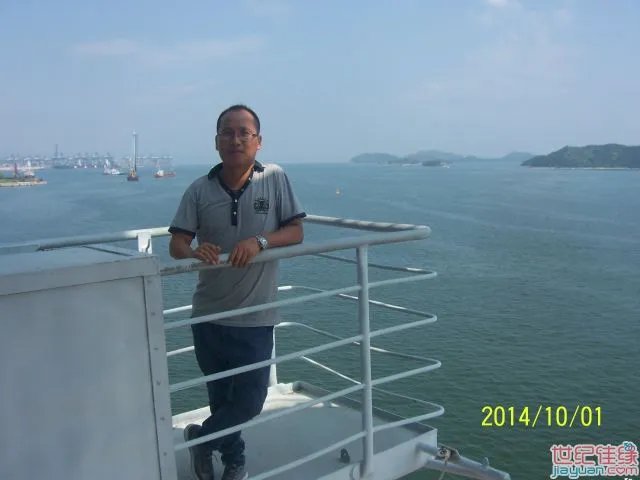 伤心酒杯的歌曲歌词