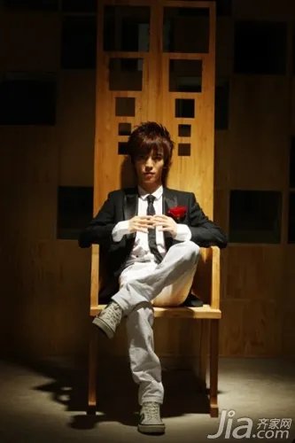 郭敬明奢华豪宅办公室PK全球土豪范儿办公室(组图)