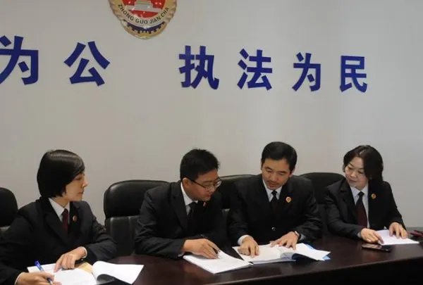 华融公司原董事长赖小民二审获死刑，这一判决是否大快人心？