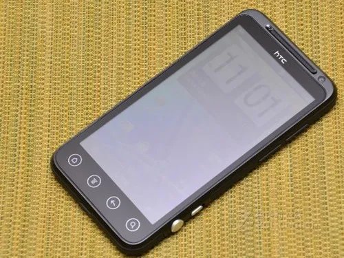 GSM版终于降价 HTC EVO 3D今再小降70元