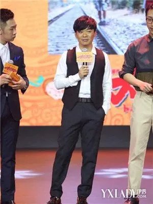 王宝强首谈婚变几度哽咽泛泪光