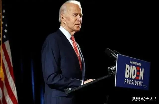 桑德斯退选意味着什么？