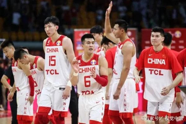 中国打波兰的世界杯赛，是不是周琦发球失误葬送了比赛呢？