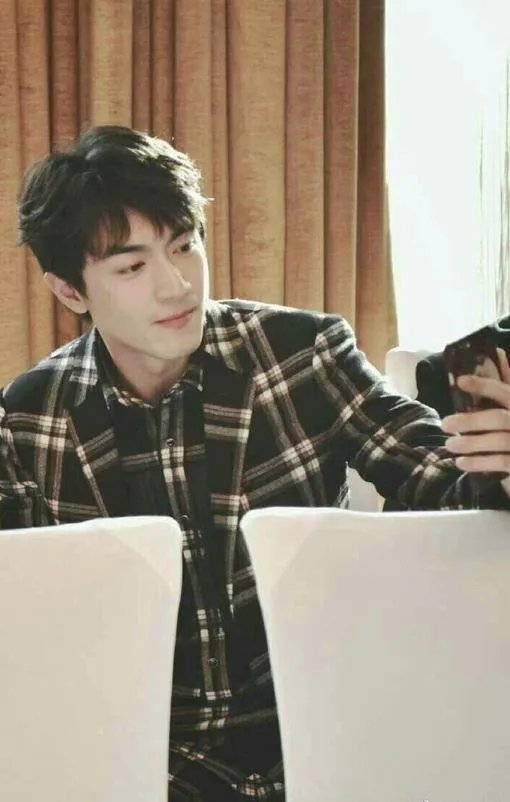 林更新到底是个什么样的人？