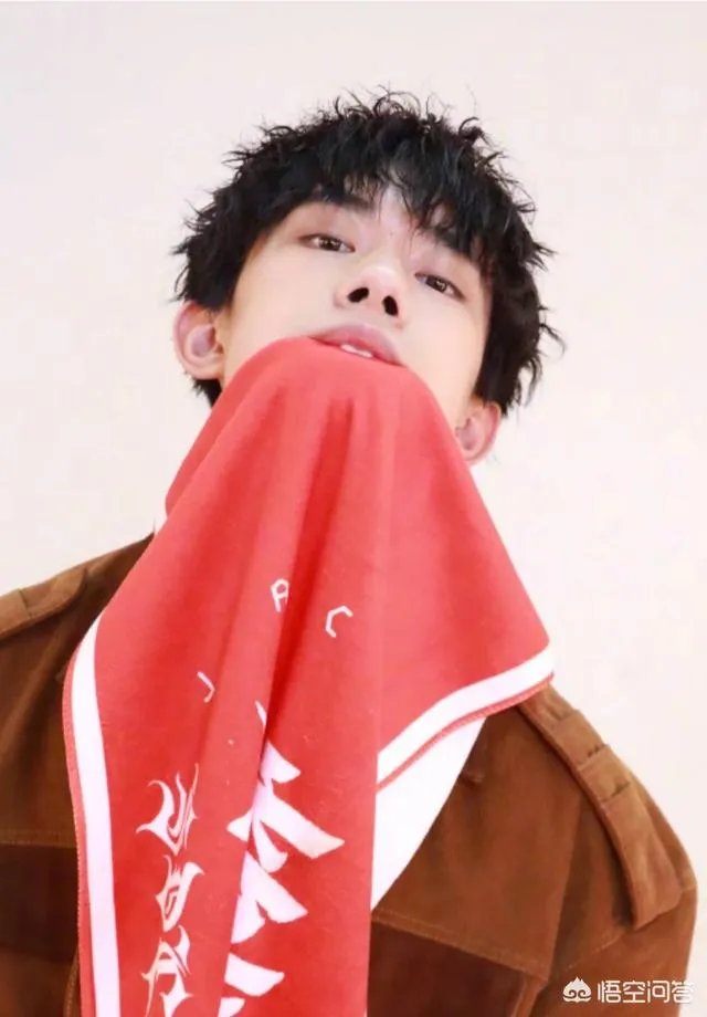 王俊凯为什么曝光率少，代言却最多，易烊千玺和王源曝光率高代言却少？