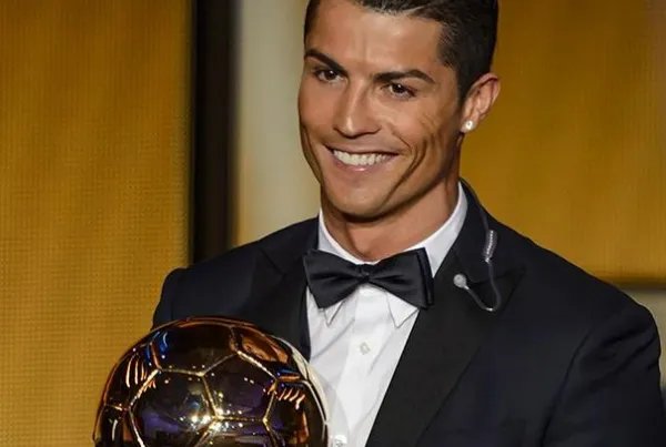 C罗小时候的一些故事…