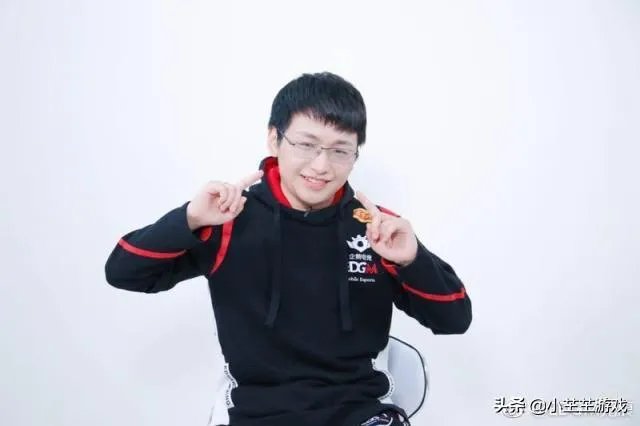 2019年kpl转会期成上单“公墓”，Hero双边集体挂牌，AG秋季赛首发边路曝光，你怎么看？