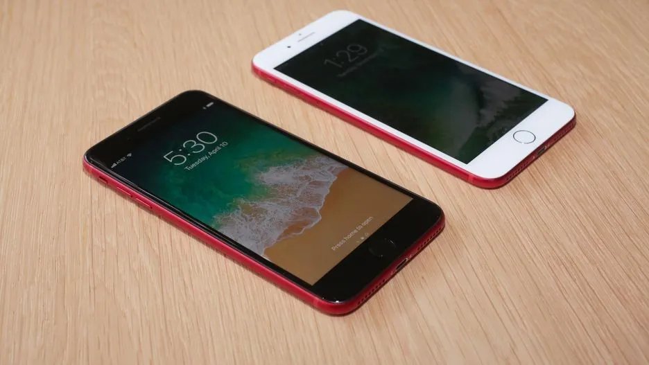 中毒已深 iPhone 8红色版真机上手图赏