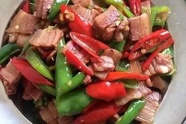 中国有哪些“脑洞大开”的菜名？