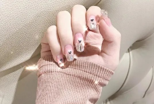 抖音上最火的美甲是哪些?