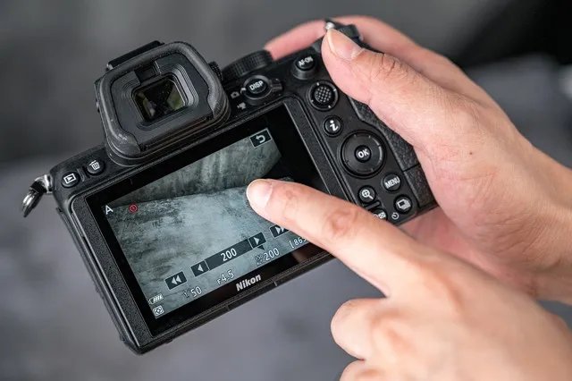 【每日摄影】8699元的尼康Z5全画幅微单相机值得买吗?