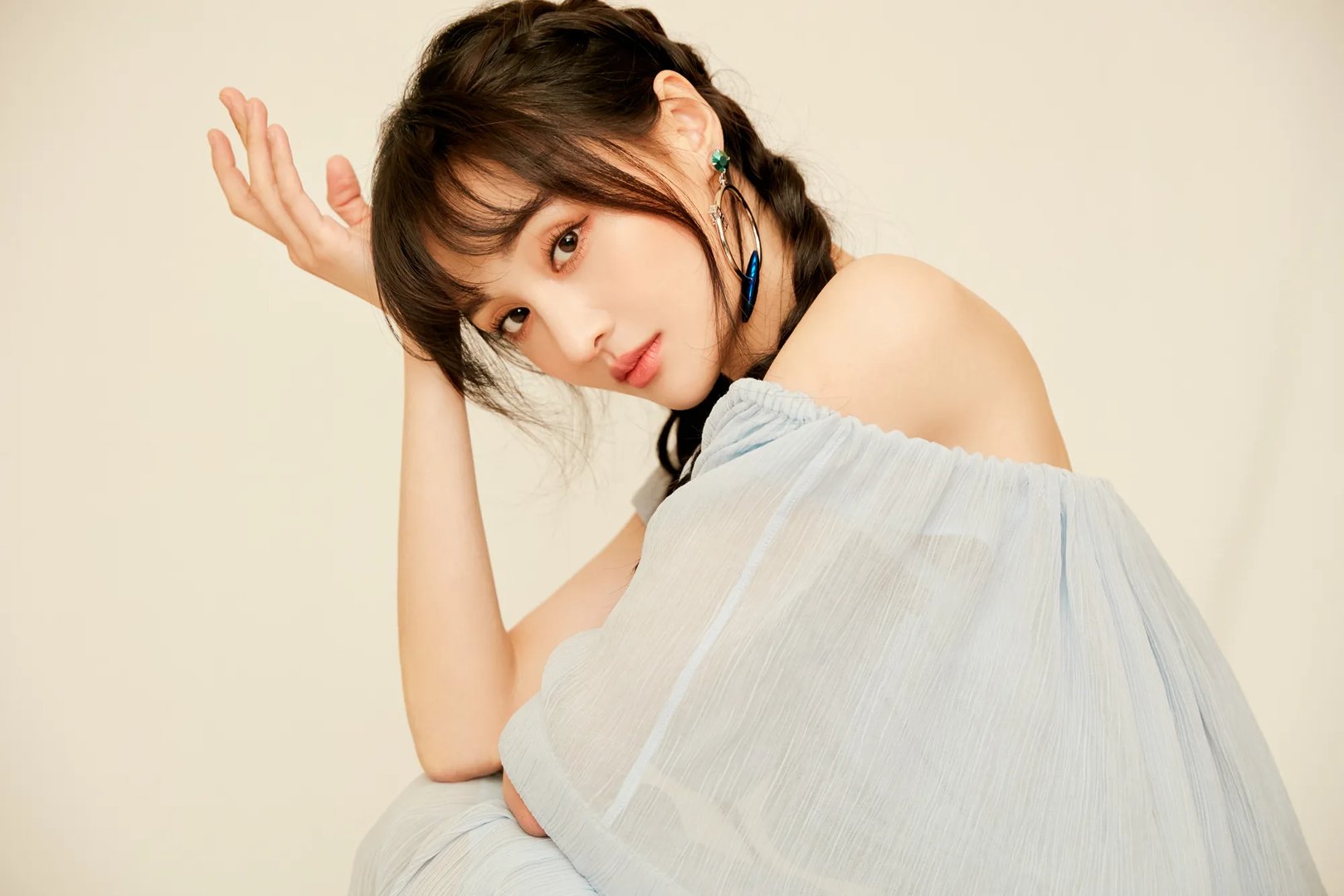 新进展！郑爽被曝已与孩子通视频，第一句话便落泪，你知道她说了什么吗？