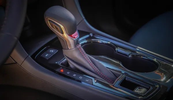 问题解决了，颜值更高了，改款后的新探界者更显诚意