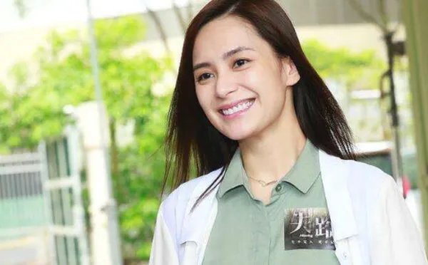 40岁阿娇节目中谈恋爱观，她是怎么说的？